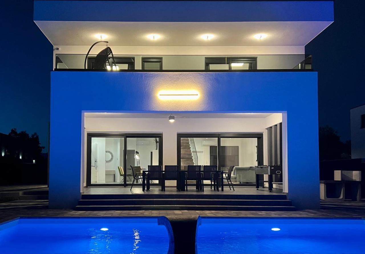 Villa Mila Vrsi Exteriér fotografie