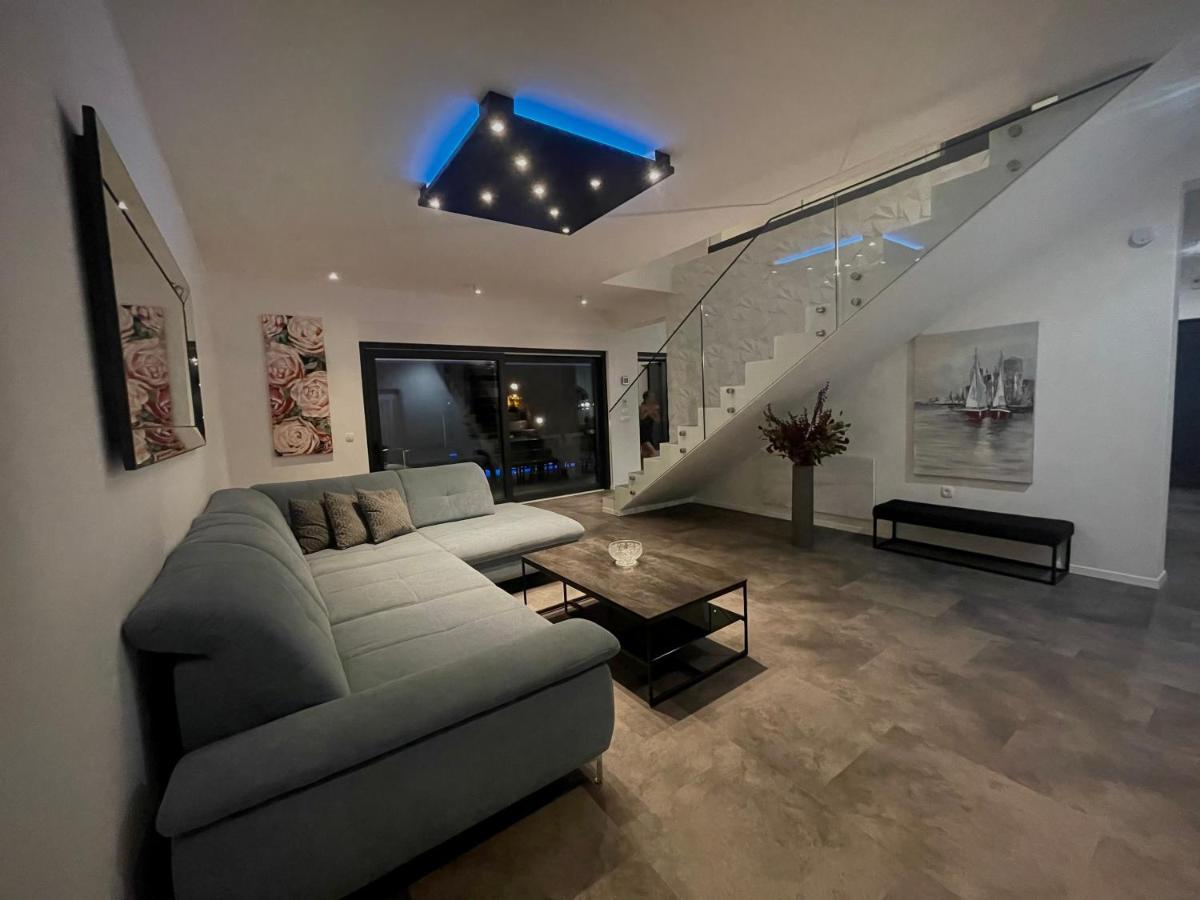 Villa Mila Vrsi Exteriér fotografie
